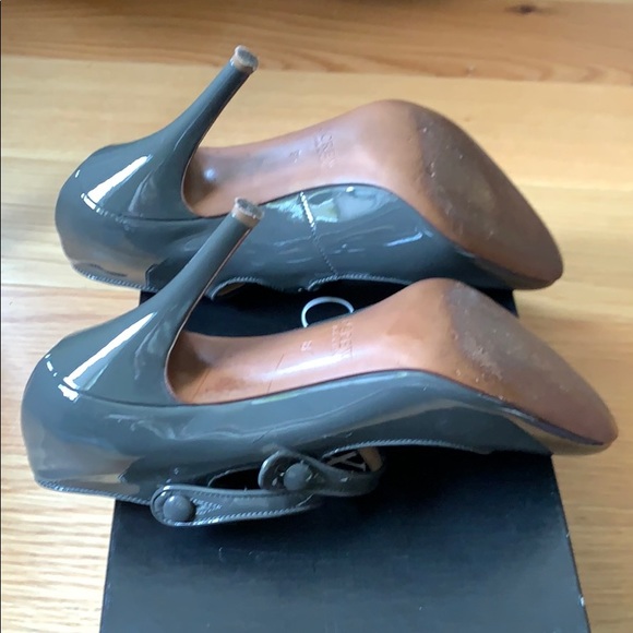 J. Crew 8.5 Gray Patent Leather Mary Jane Heels - Picture 6 of 14